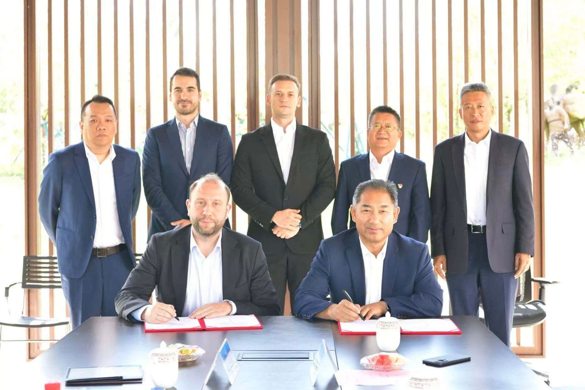 Potpisivanje sporazuma u Kini, Foto: Aerodromi Srbije